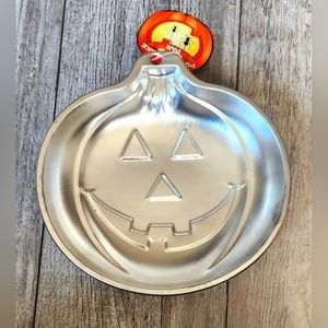 Vintage Pumkin Aluminum Cake Pan